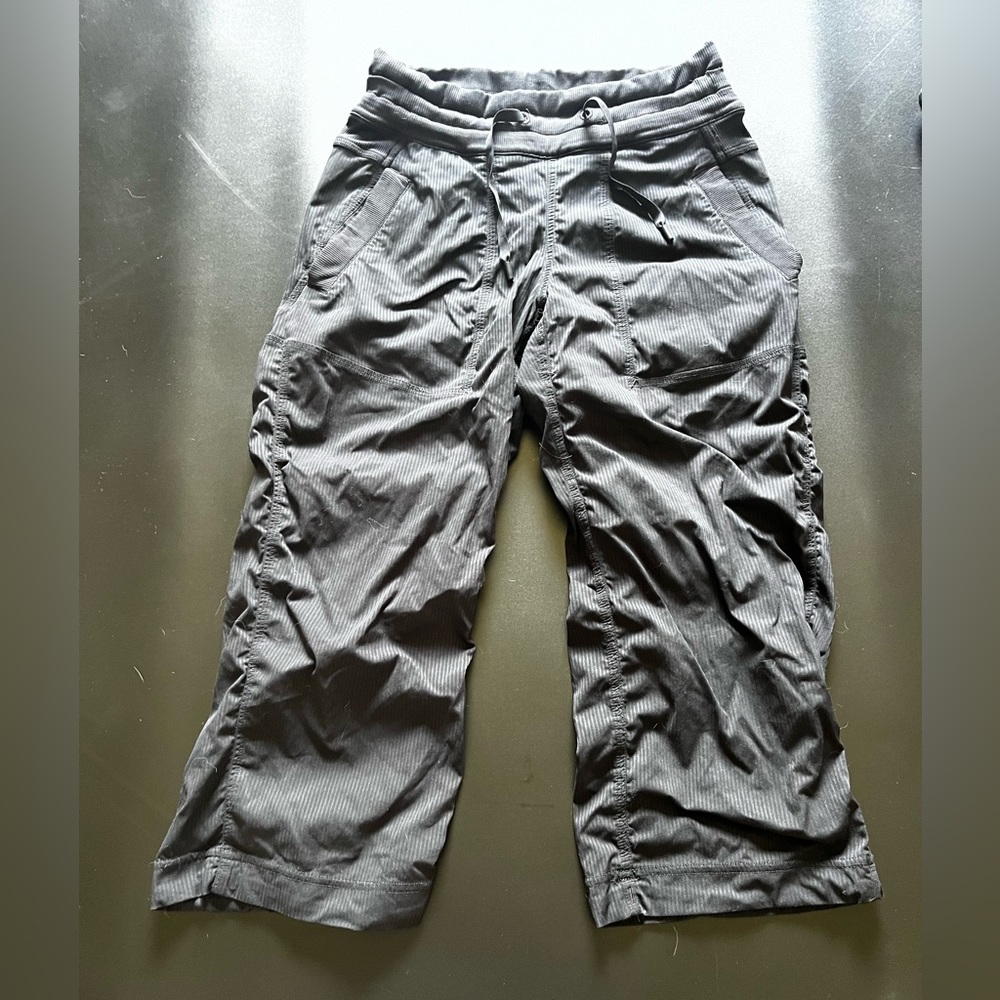 Lululemon dance studio crop pants
